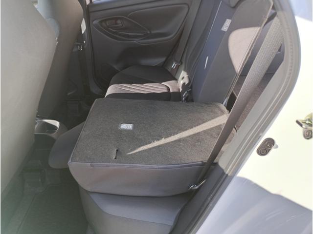 ヤリス X★純正メモリーナビ★バックカメラ★車線逸脱警報★ オートライト★オートハイビーム★オート格納ミラー★インフォメーションディスプレイ★SOSコール★ライトレベライザー★ビルトインETC★Bluetooth再生★ラジオ★USB接続★(44枚目)