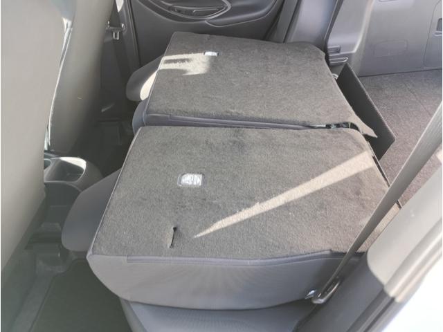 ヤリス X★純正メモリーナビ★バックカメラ★車線逸脱警報★ オートライト★オートハイビーム★オート格納ミラー★インフォメーションディスプレイ★SOSコール★ライトレベライザー★ビルトインETC★Bluetooth再生★ラジオ★USB接続★(46枚目)