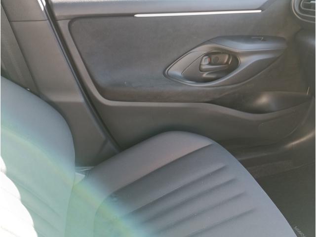 ヤリス X★純正メモリーナビ★バックカメラ★車線逸脱警報★ オートライト★オートハイビーム★オート格納ミラー★インフォメーションディスプレイ★SOSコール★ライトレベライザー★ビルトインETC★Bluetooth再生★ラジオ★USB接続★(68枚目)