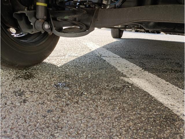 ヤリス X★純正メモリーナビ★バックカメラ★車線逸脱警報★ オートライト★オートハイビーム★オート格納ミラー★インフォメーションディスプレイ★SOSコール★ライトレベライザー★ビルトインETC★Bluetooth再生★ラジオ★USB接続★(78枚目)