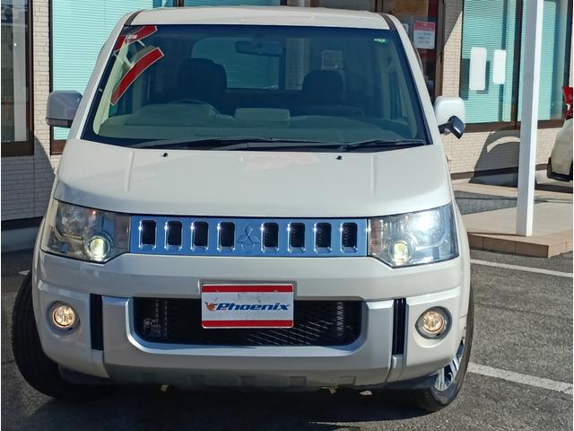 デリカD:5 G パワーパッケージ★純正HDDナビ★フルセグTV★両側パワ ―スライドドア★HIDオートライト★フォグ★クルーズコントロール★革巻ステアリング★パドルシフト★ウィンカーミラー★バックカメラ★ビルトインETC★CD,DVD再生★取説・ナビ取説有ります★(4枚目)