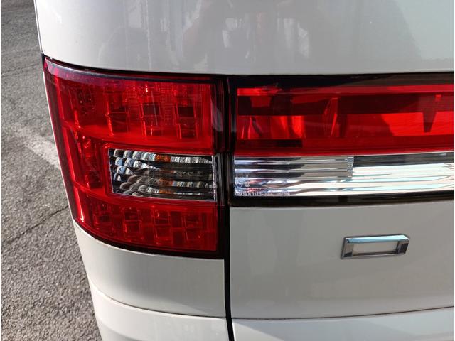 デリカD:5 G パワーパッケージ★純正HDDナビ★フルセグTV★両側パワ ―スライドドア★HIDオートライト★フォグ★クルーズコントロール★革巻ステアリング★パドルシフト★ウィンカーミラー★バックカメラ★ビルトインETC★CD,DVD再生★取説・ナビ取説有ります★(18枚目)