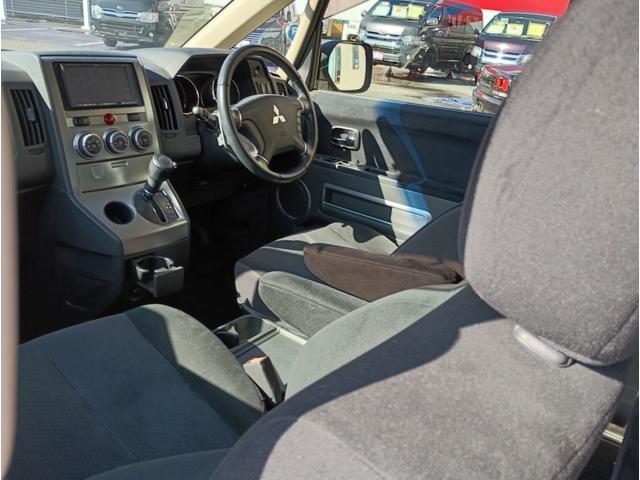 デリカD:5 G パワーパッケージ★純正HDDナビ★フルセグTV★両側パワ ―スライドドア★HIDオートライト★フォグ★クルーズコントロール★革巻ステアリング★パドルシフト★ウィンカーミラー★バックカメラ★ビルトインETC★CD,DVD再生★取説・ナビ取説有ります★(34枚目)