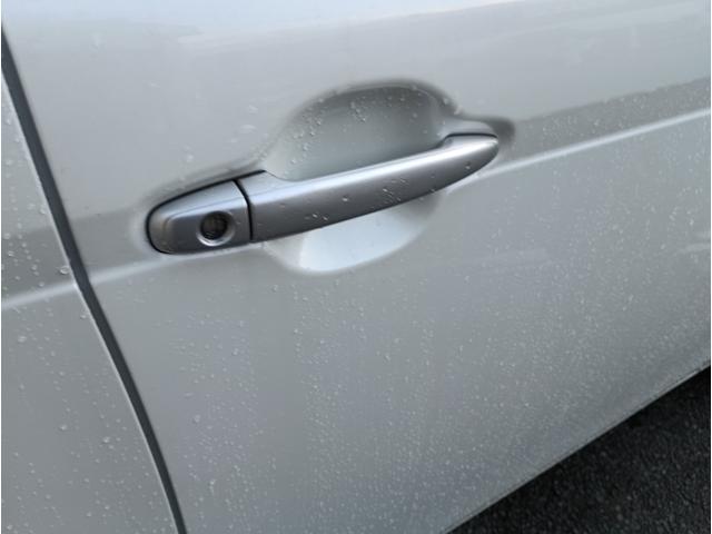 スペイド Ｘ★純正ナビ★フルセグＴＶ★バックカメラ★ステアリングリモ　コン★パワースライドドア★キーレスキー★ウォークスルー★ボイスコーナーセンサー★ウィンカーミラー★プロジェクターヘッドライト★ライトレベライザー★ラジオ★ＣＤ，ＤＶＤ再生★Ｂｌｕｅｔｏｏｔｈ再生（22枚目）