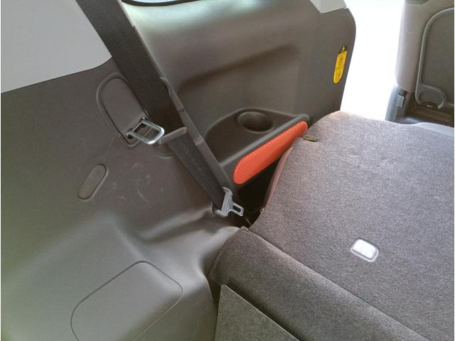 スペイド Ｘ★純正ナビ★フルセグＴＶ★バックカメラ★ステアリングリモ　コン★パワースライドドア★キーレスキー★ウォークスルー★ボイスコーナーセンサー★ウィンカーミラー★プロジェクターヘッドライト★ライトレベライザー★ラジオ★ＣＤ，ＤＶＤ再生★Ｂｌｕｅｔｏｏｔｈ再生（40枚目）