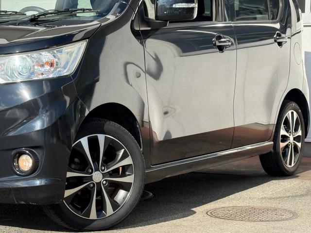 ワゴンRスティングレー T★4WD★ターボ★ナビ★フルセグ★ドラレコ★スマートキー★ シートヒーター パドルシフト 車検R9年1月 Bluetoothオーディオ ステアリングリモコン プッシュスタート 4WD ICターボ ドラレコ SDナビ フルセグ HIDライト アイドリングストップ(18枚目)