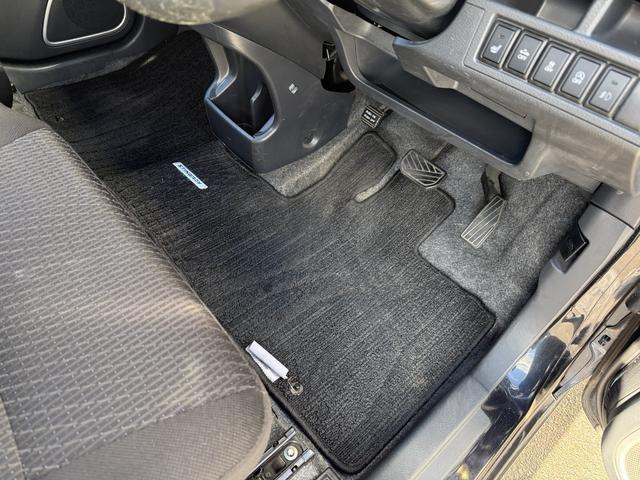 ワゴンRスティングレー T★4WD★ターボ★ナビ★フルセグ★ドラレコ★スマートキー★ シートヒーター パドルシフト 車検R9年1月 Bluetoothオーディオ ステアリングリモコン プッシュスタート 4WD ICターボ ドラレコ SDナビ フルセグ HIDライト アイドリングストップ(45枚目)