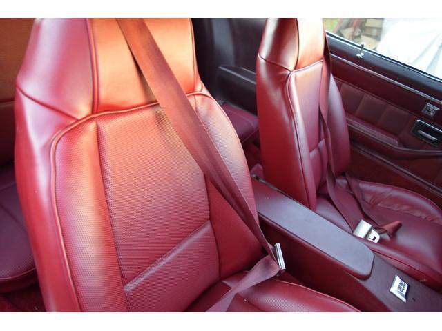 シボレーカマロ 　Ｚ２８　４速ミッション　リビルトＳ／Ｂ　シェビン　社外マフラー　Ｗｅｌｄホイール　Ｎｅｗインテリア　ハーストシフト（5枚目）