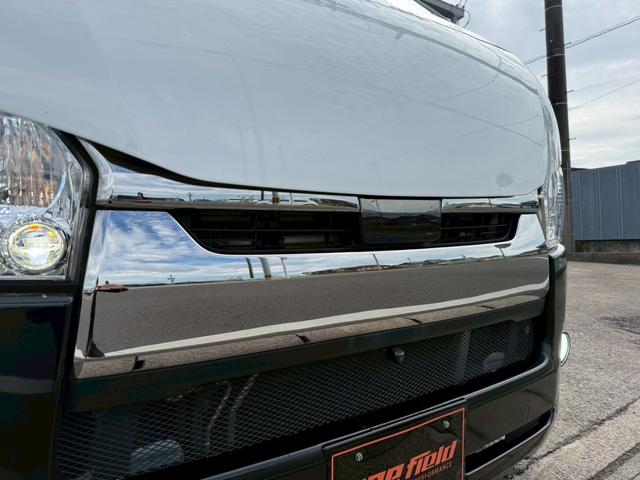 ハイエースバン スーパーGL ダークプライムII バッドフェイス/フルエアロ/ローダウン/18AW/LEDヘッドランプ/地デジSDナビ/Bカメラ/デジタルインナーミラー/スマートキー/リアスタビライザー/社外ショックアブソーバー/スモークフィルム(14枚目)