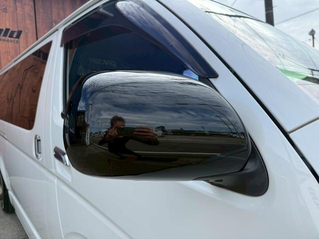 ハイエースバン スーパーGL ダークプライムII バッドフェイス/フルエアロ/ローダウン/18AW/LEDヘッドランプ/地デジSDナビ/Bカメラ/デジタルインナーミラー/スマートキー/リアスタビライザー/社外ショックアブソーバー/スモークフィルム(16枚目)