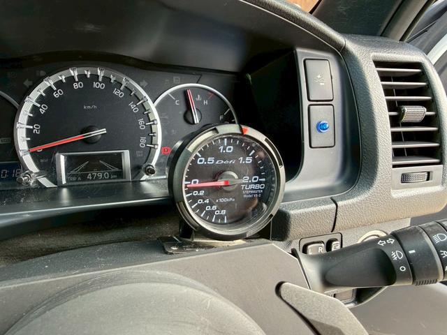 ハイエースバン スーパーGL ダークプライムII バッドフェイス/フルエアロ/ローダウン/18AW/LEDヘッドランプ/地デジSDナビ/Bカメラ/デジタルインナーミラー/スマートキー/リアスタビライザー/社外ショックアブソーバー/スモークフィルム(41枚目)