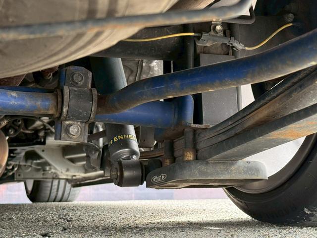 ハイエースバン スーパーGL ダークプライムII バッドフェイス/フルエアロ/ローダウン/18AW/LEDヘッドランプ/地デジSDナビ/Bカメラ/デジタルインナーミラー/スマートキー/リアスタビライザー/社外ショックアブソーバー/スモークフィルム(59枚目)