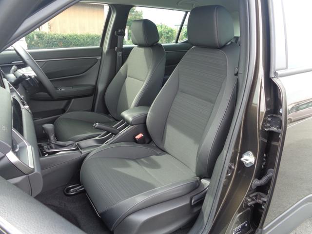 WR-V Z 純正ナビ ホンダセンシング LEDヘッドライト スマートキー ETC ソナー 盗難防止装置 誤発進抑制 Rカメラ ESC LEDライト ABS パワーウィンドウ パワーステアリング フルオートエアコン(30枚目)