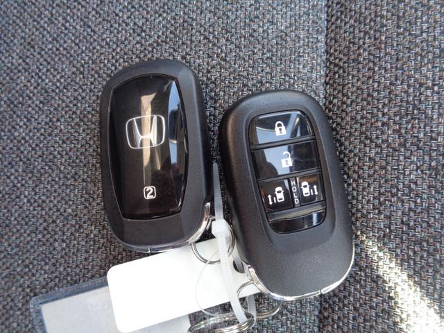フリード e:HEVエアー 純正9インチCONNECTナビ ホンダセンシング 両電スライドドア スマートキー LEDヘッドライト キーフリ 両側電動ドア クルコン サイドエアバッグ 盗難防止装置 オートエアコン LEDライト(6枚目)
