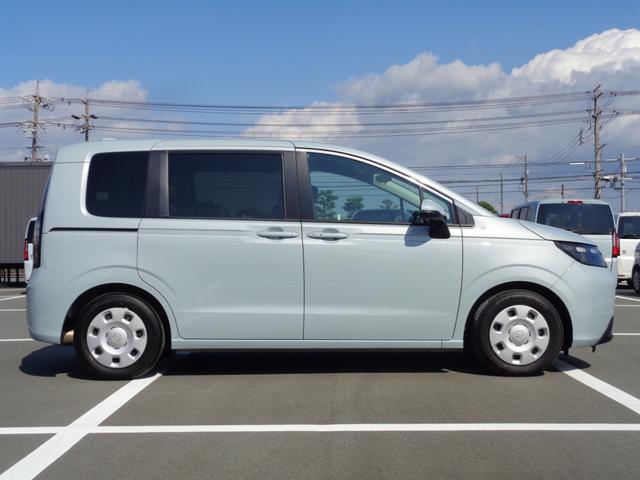 フリード e:HEVエアー 純正9インチCONNECTナビ ホンダセンシング 両電スライドドア スマートキー LEDヘッドライト キーフリ 両側電動ドア クルコン サイドエアバッグ 盗難防止装置 オートエアコン LEDライト(12枚目)