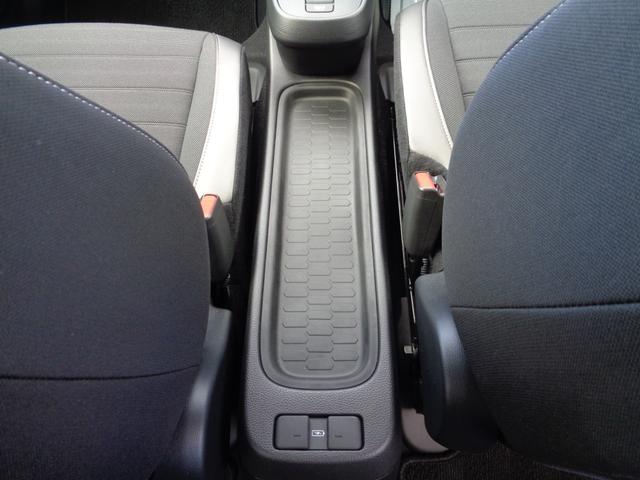 フィット e:HEVクロスター 純正8インチCONNECTナビ ホンダセンシング ETC LEDヘッドライト スマートキー ワンセグTV 衝突回避システム フルオートエアコン 前後センサー エアバッグ サイドエアバック VSA(25枚目)