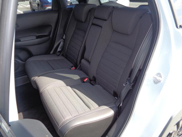 フィット e:HEVクロスター 純正8インチCONNECTナビ ホンダセンシング ETC LEDヘッドライト スマートキー ワンセグTV 衝突回避システム フルオートエアコン 前後センサー エアバッグ サイドエアバック VSA(35枚目)