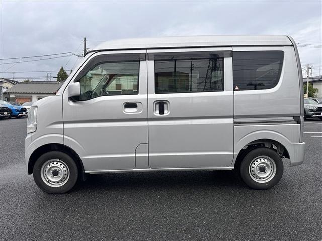 エブリイ ＰＣリミテッド　Ｉオーナー　パワーウィンドゥ　運転席エアバッグ　助手席エアバッグ　横滑り防止装置　キーレスエントリー　パワーステアリング　マニュアルエアコン　ＡＢＳ　デュアルカメラサポート（2枚目）