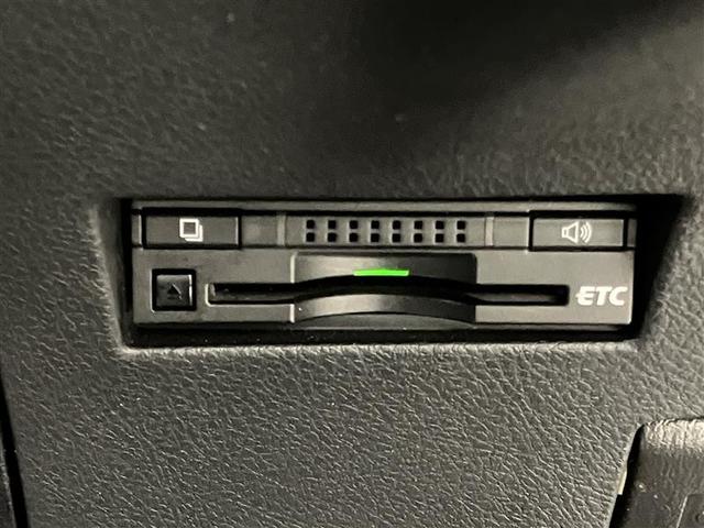 カローラフィールダー １．５Ｇ　エアロツアラー・ダブルバイビー　デュアルエアバッグ　インテリキー　バックモニター　ナビＴＶ　横滑り防止機能　パワーウィンドウ　メモリーナビ　サイドエアバッグ　キーレス　エアロ　パワステ　ＤＶＤ再生　ワンオーナー　ＥＴＣ　エアバッグ（24枚目）