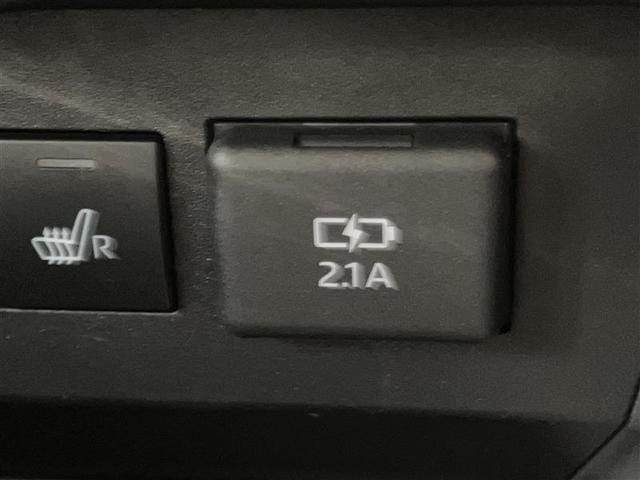 ライズ Ｚ　誤発進抑制機能　エアコン　スマートキー＆プッシュスタート　地デジＴＶ　ＶＳＡ　ミュージックプレイヤー接続可　アイドリングストップ機能　クルコン　バックモニター　ナビ＆ＴＶ　ＬＥＤヘッドライト　キーレス（19枚目）