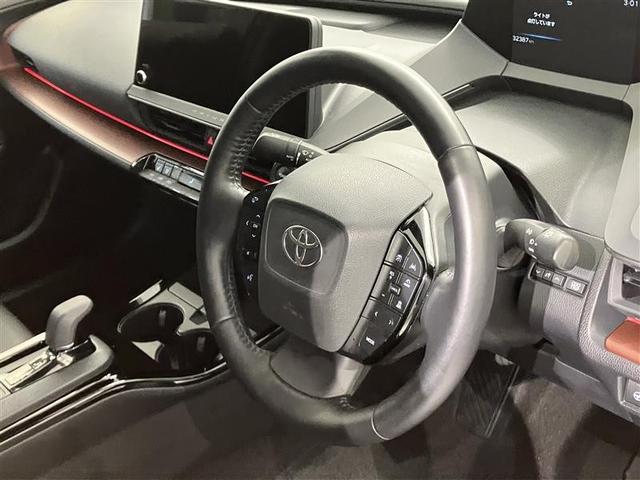 プリウス Ｚ　リアカメラ　プリクラッシュ　本革　メモリナビ　ＬＥＤランプ　ナビ・ＴＶ　オートクルーズ　アルミホイール　ＡＣ　運転席エアバッグ　横滑り防止装置　ＥＴＣ付　パワーウインドウ　キーレス　ＡＢＳ　パワステ（13枚目）