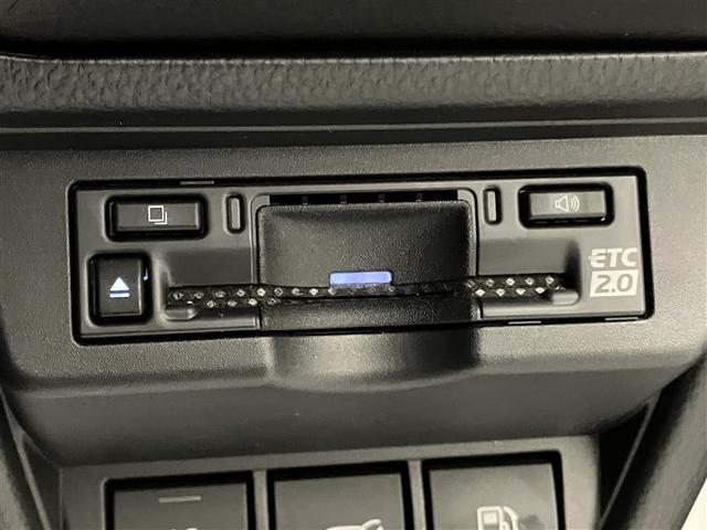 プリウス Ｚ　リアカメラ　プリクラッシュ　本革　メモリナビ　ＬＥＤランプ　ナビ・ＴＶ　オートクルーズ　アルミホイール　ＡＣ　運転席エアバッグ　横滑り防止装置　ＥＴＣ付　パワーウインドウ　キーレス　ＡＢＳ　パワステ（28枚目）