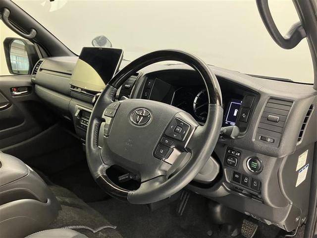 ハイエースバン スーパーＧＬ　ダークプライムＩＩ　両側オートスライドドア　ＡＣ　助手席エアバック　地デジ　４ＷＤ車　ＥＴＣ付き　ＬＥＤヘッドランプ　エアＢ　ナビ＆ＴＶ　メモリーナビ　横滑り防止　前席パワーウィンドウ　パワステ　キーレス　ＡＢＳ　Ｂカメ（13枚目）