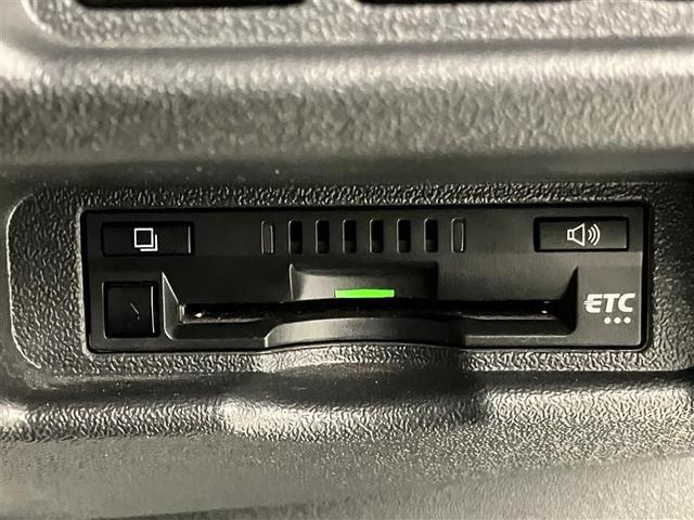 ハイエースバン スーパーＧＬ　ダークプライムＩＩ　両側オートスライドドア　ＡＣ　助手席エアバック　地デジ　４ＷＤ車　ＥＴＣ付き　ＬＥＤヘッドランプ　エアＢ　ナビ＆ＴＶ　メモリーナビ　横滑り防止　前席パワーウィンドウ　パワステ　キーレス　ＡＢＳ　Ｂカメ（30枚目）
