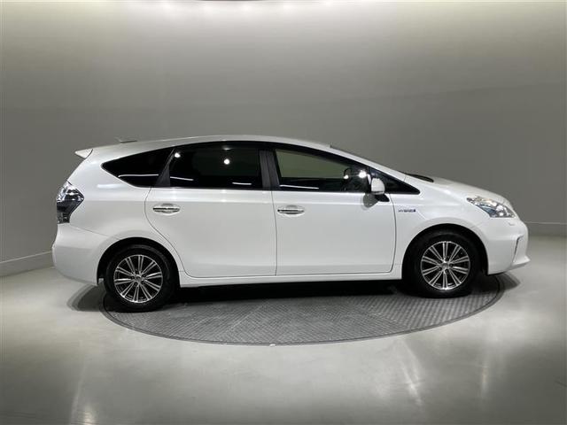 プリウスアルファ Ｇ　チューン　ブラック　ＬＥＤヘッドライト　オートエアコン　メモリーナビ　オートクルーズコントロール　パワーステアリング　地デジ　パワーウィンドウ　ＥＴＣ　ＡＷ　ＡＢＳ　ナビＴＶ　横滑り防止機能　カーテンエアバック　キーレス（3枚目）