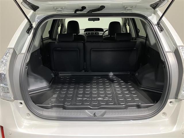 プリウスアルファ Ｇ　チューン　ブラック　ＬＥＤヘッドライト　オートエアコン　メモリーナビ　オートクルーズコントロール　パワーステアリング　地デジ　パワーウィンドウ　ＥＴＣ　ＡＷ　ＡＢＳ　ナビＴＶ　横滑り防止機能　カーテンエアバック　キーレス（11枚目）