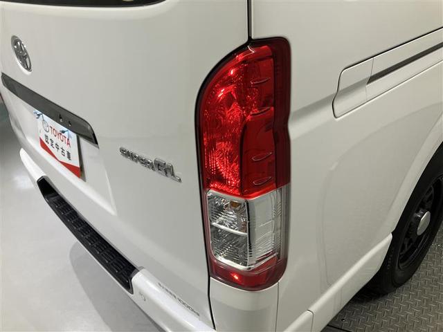 ハイエースバン スーパーGL ダークプライムII 衝突回避システム 運転席助手席エアバック ESC ドライブレコーダー付 スマートエントリー LEDライト 地デジ エアコン パワーウィンドウ エアバック ワンオーナー車 キーレスエントリー ETC付き(9枚目)