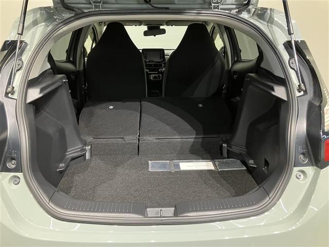 アクア X 踏み間違い防止 イモビ ナビ LEDヘッドライト スマートキー 横滑り防止機能 キーレスエントリー オートクルーズ オートエアコン 元試乗車 ETC カーテンエアバッグ パワーステアリング ABS(35枚目)