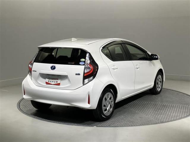 アクア Ｌ　ＡＣ　イモビライザー　前席ＰＷ　ナビＴＶ　ＶＳＣ　メモリーナビゲーション　１セグ　ＥＴＣ車載器　ＳＲＳ　デュアルエアバック　キーレスエントリーシステム　ＰＳ　ＡＢＳ　衝突回避システム（4枚目）