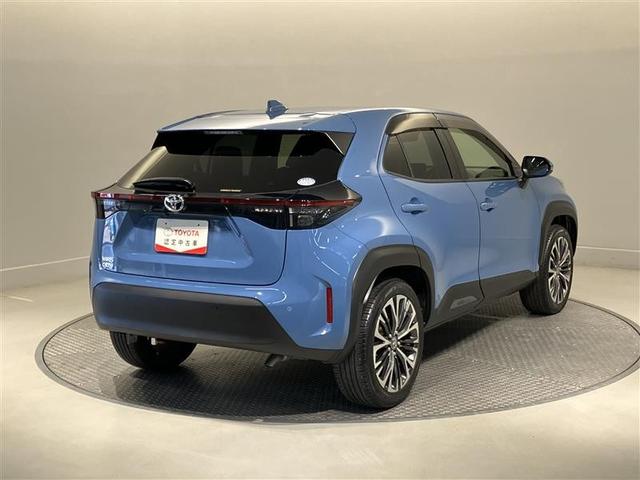ヤリスクロス Ｚ　バックモニタ　ワンオーナ　横滑り防止システム　イモビ　カーテンエアバッグ　クルーズＣ　エアコン　スマートキ－　アルミ　キーフリー　パワステ　ダブルエアバック　ＬＥＤヘット　エアバッグ　記録簿有　ＡＢＳ（4枚目）