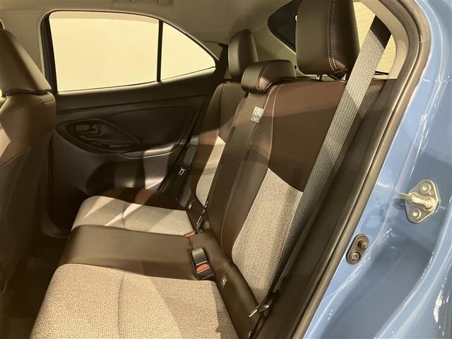 ヤリスクロス Ｚ　バックモニタ　ワンオーナ　横滑り防止システム　イモビ　カーテンエアバッグ　クルーズＣ　エアコン　スマートキ－　アルミ　キーフリー　パワステ　ダブルエアバック　ＬＥＤヘット　エアバッグ　記録簿有　ＡＢＳ（7枚目）