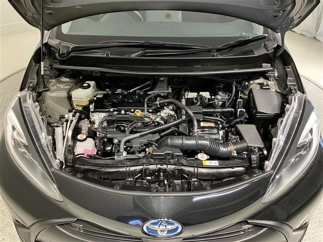 アクア Ｘ　踏み間違い防止　イモビ　ナビ＆ＴＶ　フルセグ　ＬＥＤヘッドライト　スマートキー　横滑り防止機能　キーレスエントリー　オートクルーズ　オートエアコン　元試乗車　ＥＴＣ　カーテンエアバッグ　ＡＢＳ（10枚目）