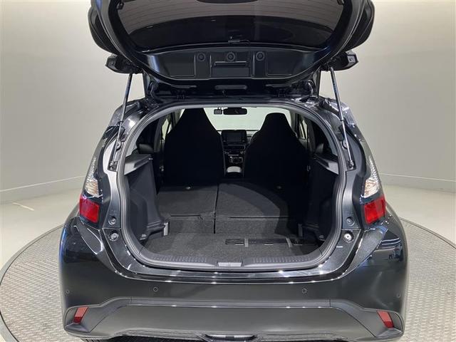 アクア Ｘ　踏み間違い防止　イモビ　ナビ＆ＴＶ　フルセグ　ＬＥＤヘッドライト　スマートキー　横滑り防止機能　キーレスエントリー　オートクルーズ　オートエアコン　元試乗車　ＥＴＣ　カーテンエアバッグ　ＡＢＳ（32枚目）