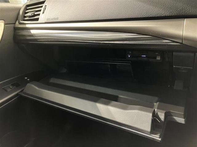 取り出しやすく、しまいやすい収納スペースが満載です。ティッシュやペットボトル等、用途に合わせた収納が可能ですので、使い方はあなた次第！