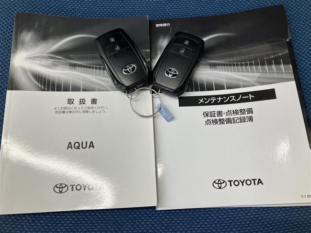 アクア Ｇ　ＶＳＣ　衝突軽減ブレーキ　メモリナビ　アイドルストップ　バックモニター　ＬＥＤ　クルーズコントロール　スマートキー　ＥＴＣ車載器　ナビ　パワーウィンドウ　イモビライザー　サイドエアバック　試乗車　ＰＳ（40枚目）