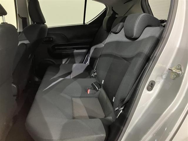 アクア Ｓスタイルブラック　バックモニタ－　地デジフルセグ　ナビＴＶ　イモビライザー　スマートキープッシュスタート　１オーナー　ＥＴＣ付き　Ｗエアバッグ　キーフリ　メモリーナビゲーション　横滑り防止装置付き　ＤＶＤプレーヤー（7枚目）