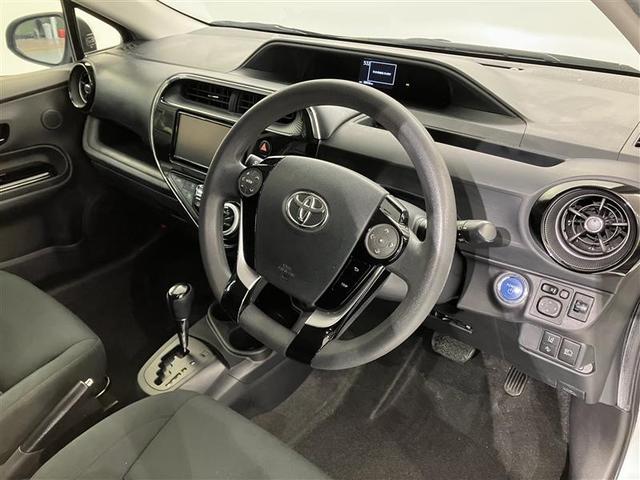 アクア Ｓスタイルブラック　バックモニタ－　地デジフルセグ　ナビＴＶ　イモビライザー　スマートキープッシュスタート　１オーナー　ＥＴＣ付き　Ｗエアバッグ　キーフリ　メモリーナビゲーション　横滑り防止装置付き　ＤＶＤプレーヤー（13枚目）