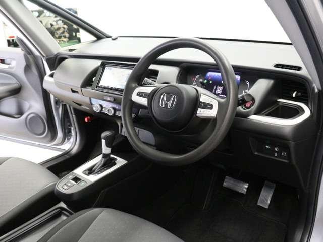 ベーシック メモリーナビTV Bluetooth接続 バックカメラ 衝突軽減ブレーキ ETC ワンオーナー車 禁煙車 クリアランスソナー(12枚目)