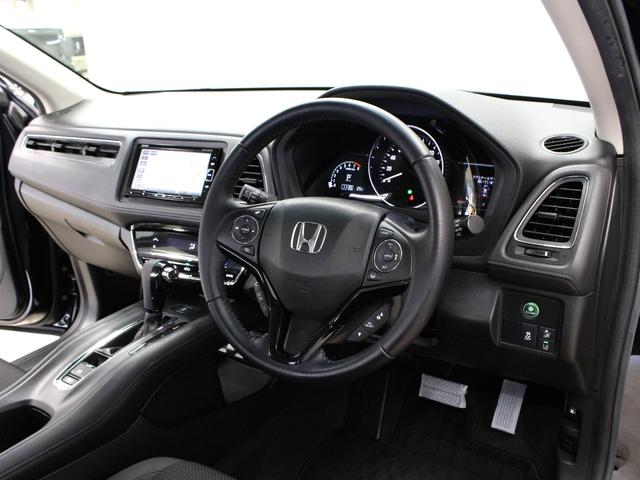 ヴェゼル Ｘ・ホンダセンシング　純正ナビ　フルセグＴＶ　バックカメラ　Ｂｌｕｅｔｏｏｔｈ　電子パーキング　オートブレーキホールド　衝突軽減　レーダークルーズ　誤発進抑制　ＬＥＤヘッド　サイドカーテンエアバック　本革巻ステアリング（13枚目）