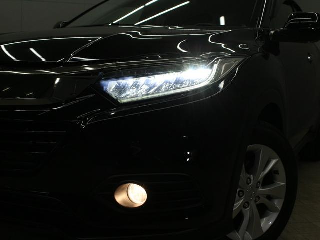 ヴェゼル Ｘ・ホンダセンシング　純正ナビ　フルセグＴＶ　バックカメラ　Ｂｌｕｅｔｏｏｔｈ　電子パーキング　オートブレーキホールド　衝突軽減　レーダークルーズ　誤発進抑制　ＬＥＤヘッド　サイドカーテンエアバック　本革巻ステアリング（31枚目）