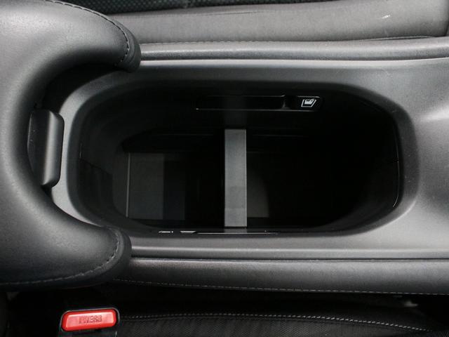 ヴェゼル Ｘ・ホンダセンシング　純正ナビ　フルセグＴＶ　バックカメラ　Ｂｌｕｅｔｏｏｔｈ　電子パーキング　オートブレーキホールド　衝突軽減　レーダークルーズ　誤発進抑制　ＬＥＤヘッド　サイドカーテンエアバック　本革巻ステアリング（51枚目）