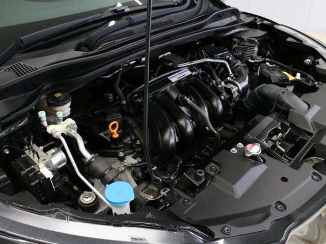 ヴェゼル Ｘ・ホンダセンシング　純正ナビ　フルセグＴＶ　バックカメラ　Ｂｌｕｅｔｏｏｔｈ　電子パーキング　オートブレーキホールド　衝突軽減　レーダークルーズ　誤発進抑制　ＬＥＤヘッド　サイドカーテンエアバック　本革巻ステアリング（71枚目）