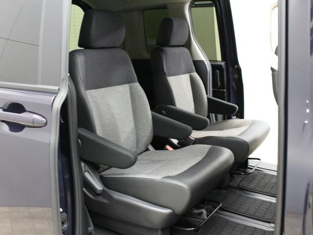 フリード エアーＥＸ　純正１１．４型ナビ　両側パワスラ　リアクーラー　フルセグＴＶ　ＤＶＤ再生　急速充電ＵＳＢ　ロールサンシェード　運転席＆助手席シートヒーター　衝突軽減　レーダークルーズ　サイドカーテンエアバッグシステム（16枚目）