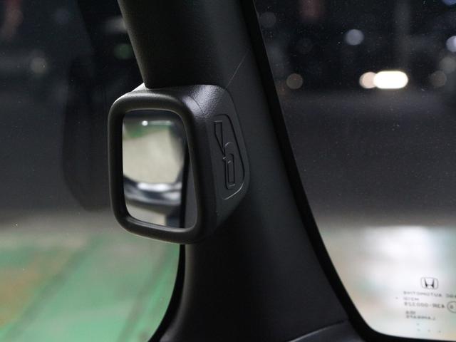 N-BOX ベースグレード 弊社デモカー 純正8型ディスプレイオーディオ 両側パワスラ 電子パーキング レーダークルーズ Bluetooth シートヒーター サイドカーテンエアバッグ 急速充電USB ロールサンシェード(66枚目)