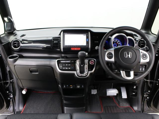 Ｎ－ＢＯＸカスタム ＧターボＳＳパッケージ　純正ナビ　両側パワスラ　バックカメラ　Ｂｌｕｅｔｏｏｔｈ　衝突軽減　誤発進抑制　シートヒーター　純正１５インチアルミ　オートリトラミラー　パドルシフト　ＨＩＤヘッド　スマートキー　ワンオーナー　禁煙車（5枚目）