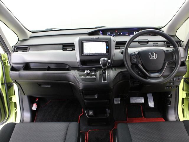 フリード＋ Ｇ　純正メモリーナビ　バックカメラ　禁煙　無限フロアマット　電動スライドドア　ドラレコ　スマートキー　ＥＴＣ　ＣＤ／ＤＶＤ　Ｂｌｕｅｔｏｏｔｈ　荷室用ユーティリティボード　スライドドアイージークローザー（5枚目）